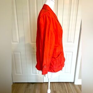 Chico’s 2 button light jacket with dual side pockets